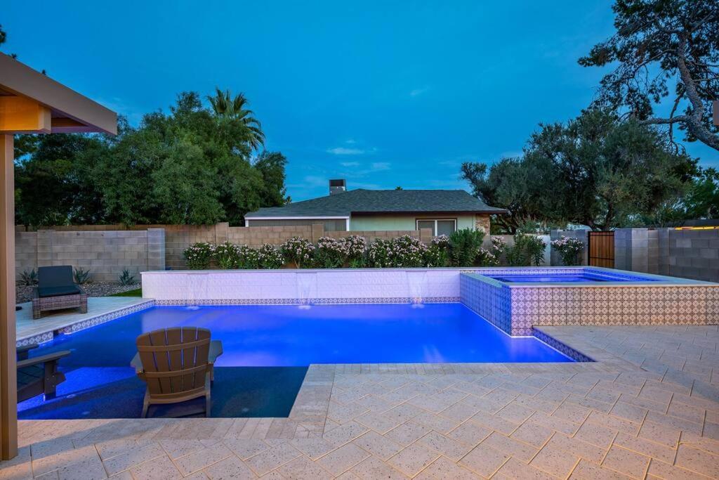 Dos Cacti Outdoor Oasis, Heated Pool, Spa, Bikes, Ev, Bbq Holiday home Scottsdale